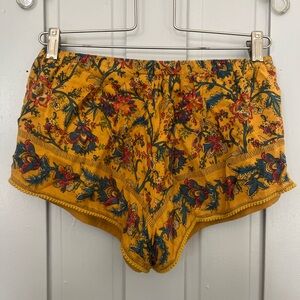 Zara - Boho Shorts - Sz S